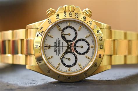 peso rolex daytona braccialato oro giallo|Rolex Daytona Oro giallo .